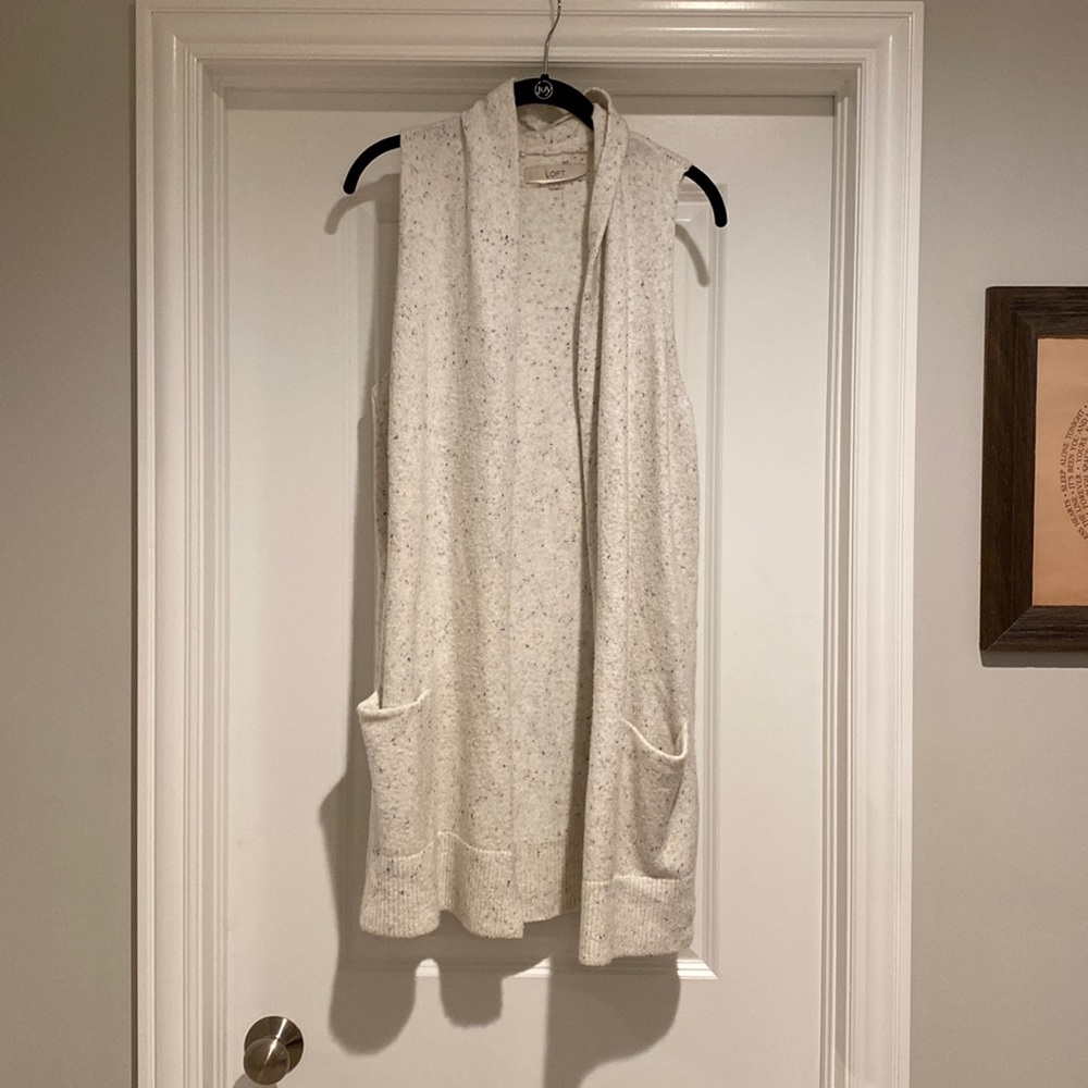 Flecked long sweater vest